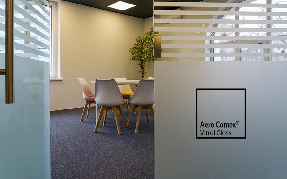 AeroComex Vitral Glass